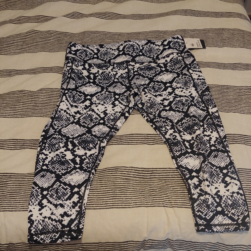 7/8 Capris - Senita Athletics